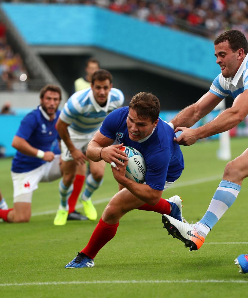 Antoine Dupont pendant un match de l'équipe de France de Rugby